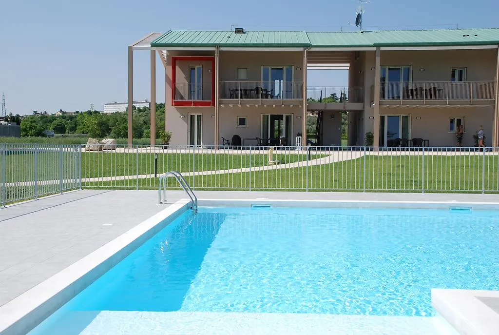 Lägenhet Villaggio Esmera Desenzano del Garda