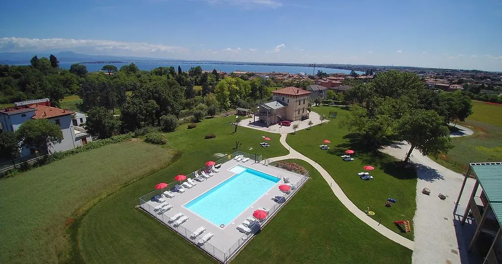 Villaggio Esmera Desenzano del Garda 0*,